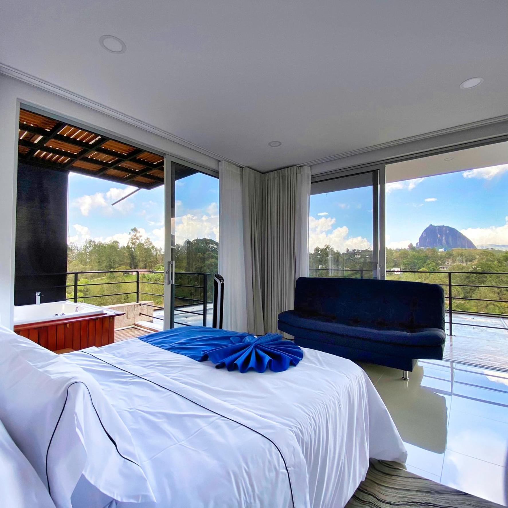 Arvum Hotel Boutique Guatape Exterior photo