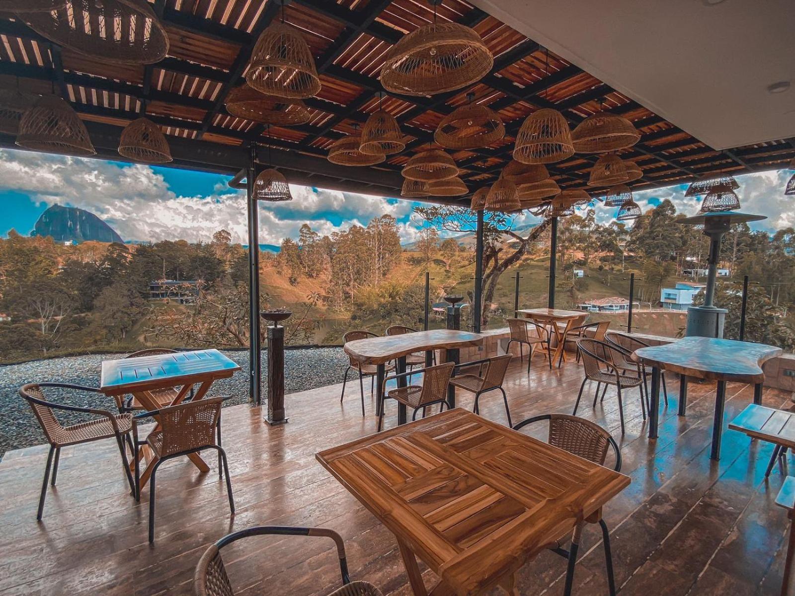 Arvum Hotel Boutique Guatape Exterior photo