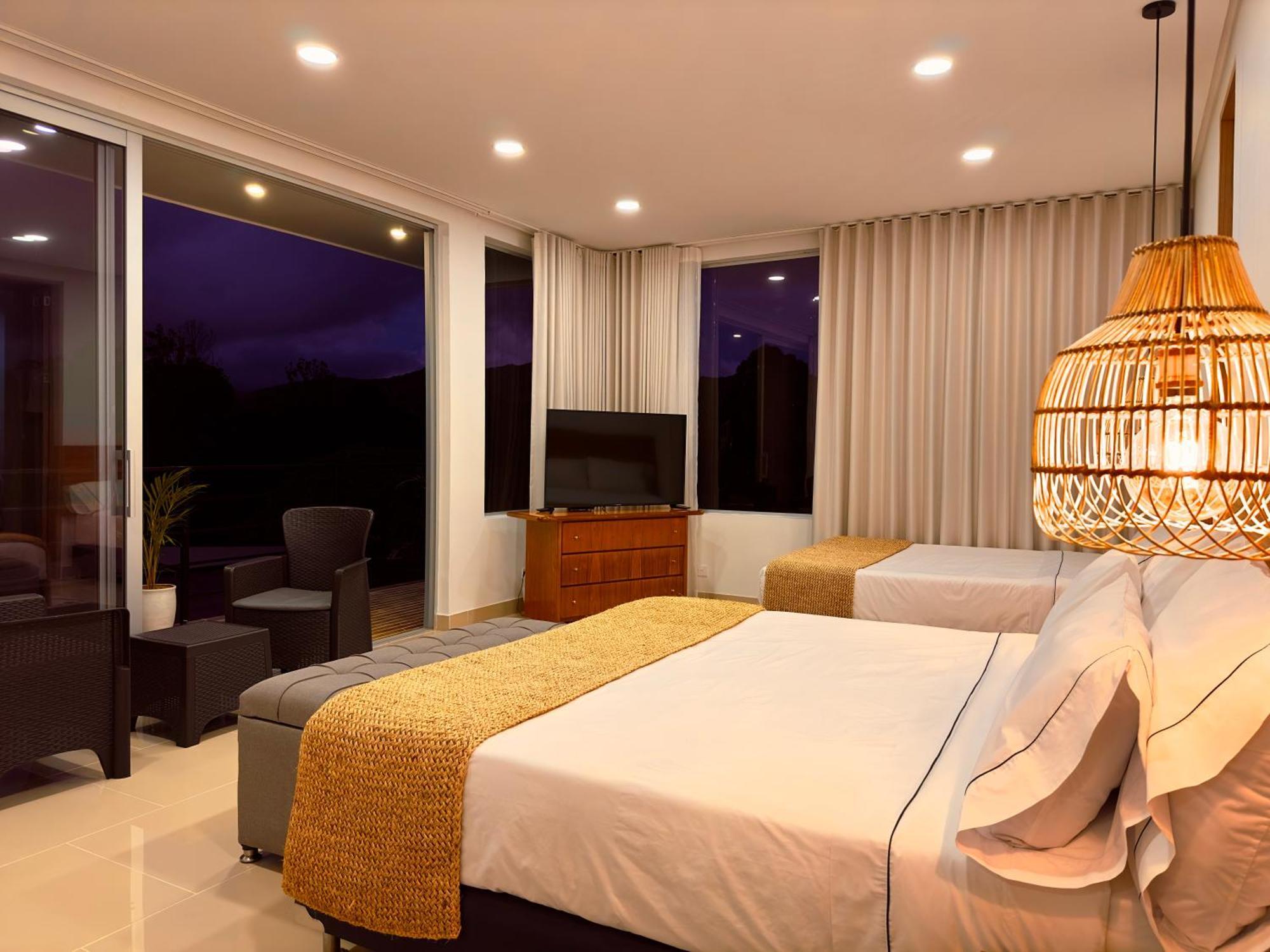 Arvum Hotel Boutique Guatape Exterior photo